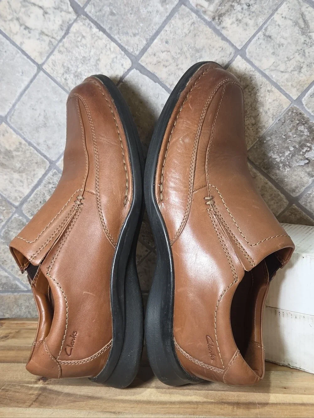 Clarks Men's Kempton Free Loafer, Brown Leather 10 M US